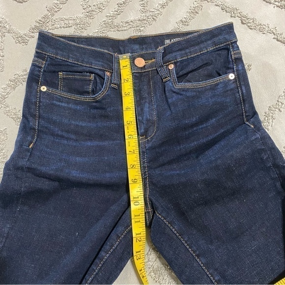 blank NYC The Waverly High Rise Flare dark wash flare jeans size 27 - Picture 8 of 12